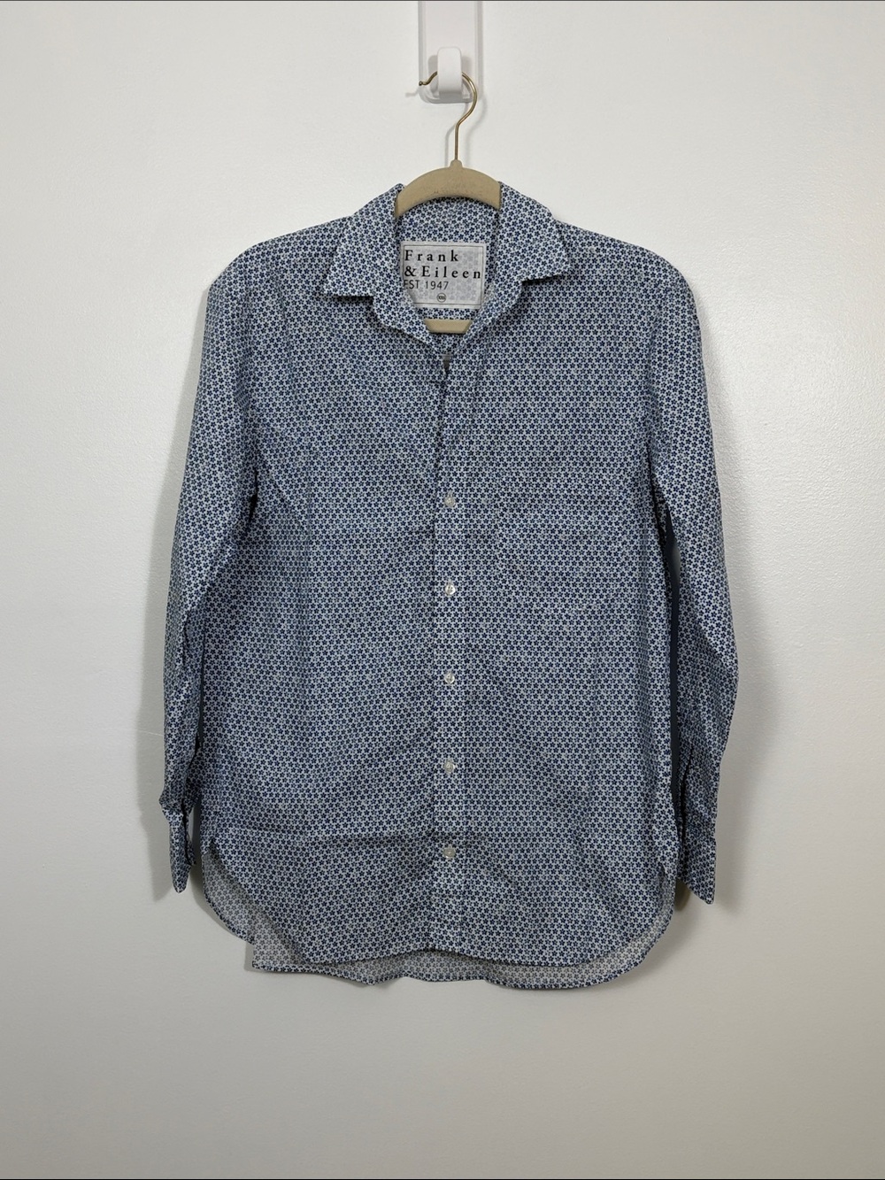 Frank & Eileen Joedy Floral Long Sleeve Button Down Shirt Women’s XXS Preppy